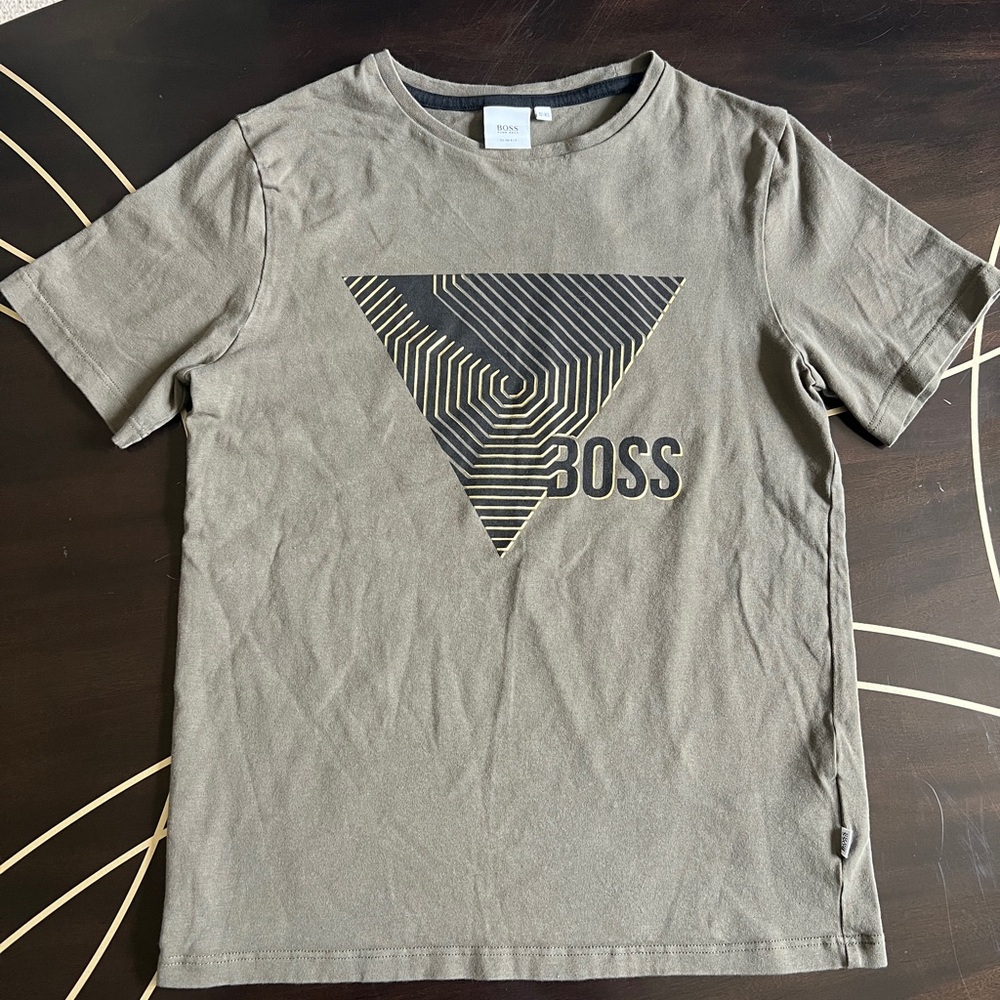 Hugo Boss Slim Fit Tee in Olive